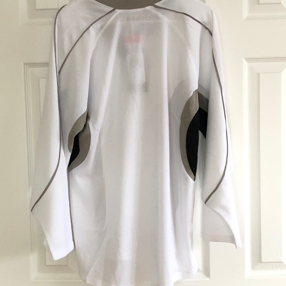 NWT Kamazu Hokey Jersey size S, white & gray - Picture 2 of 3